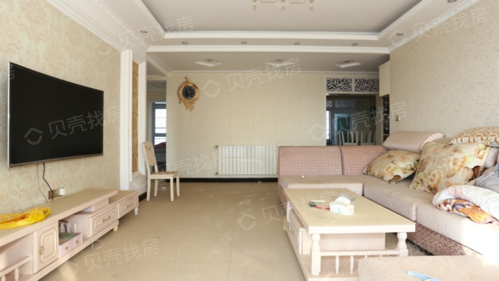 海林哈根城精装3室，带地暖，诚心出售-客厅