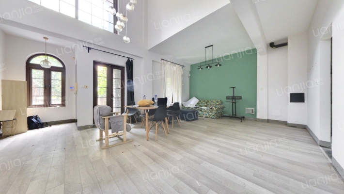 万科晶源(别墅)二手房实景图