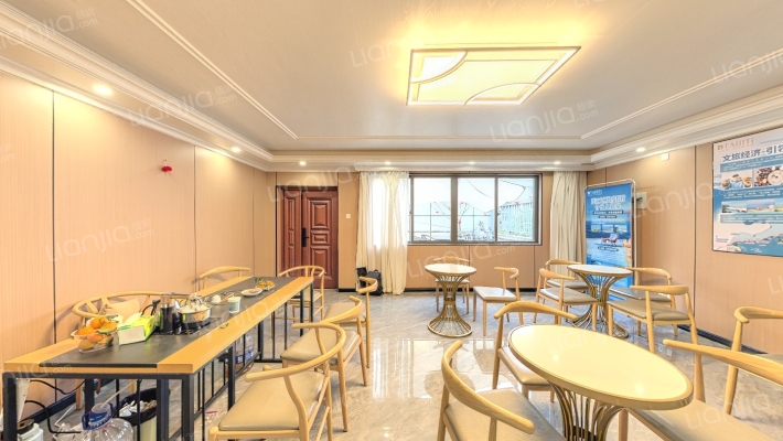 华兴广场一区/三区二手房实景图