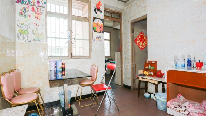 三八新村二手房实景图