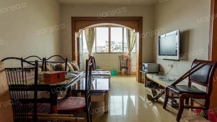 骑鞍街二手房实景图