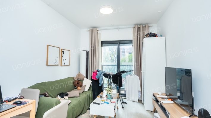 四季都会二手房实景图