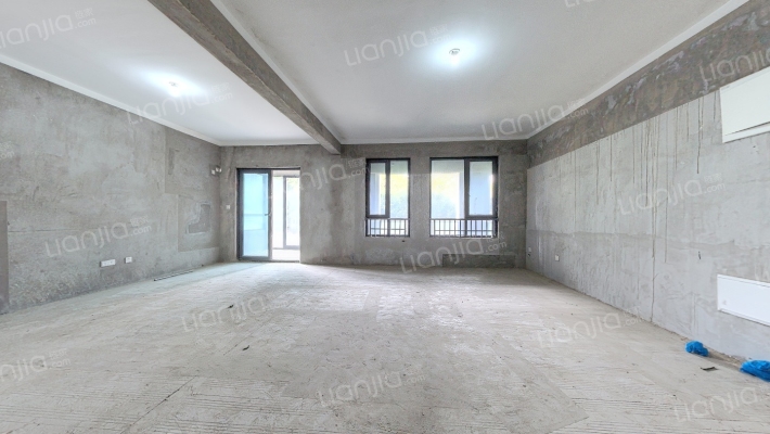 国贸天成二手房实景图