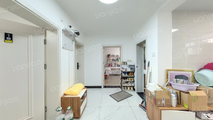 富河园二手房实景图