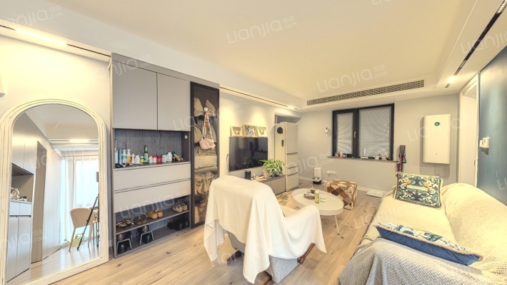 证大宽域二手房实景图