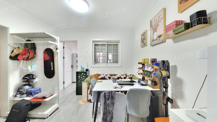 淞虹苑二手房实景图