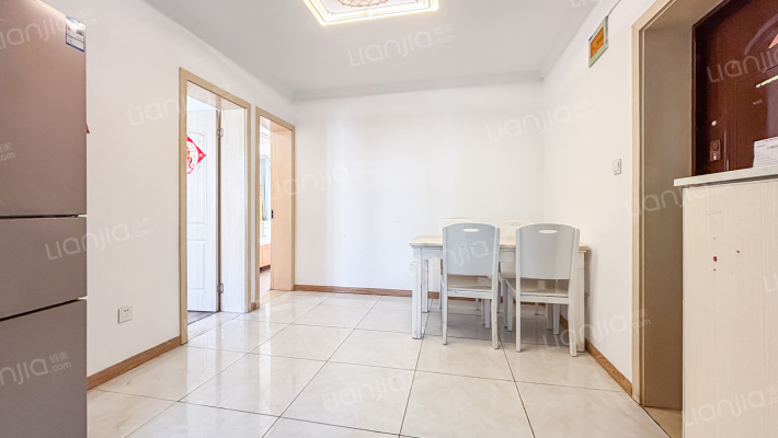 东礁一村二手房实景图