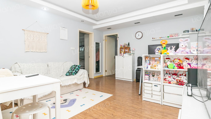 怡景大厦二手房实景图