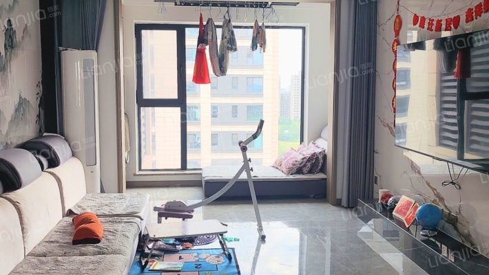 融创城二手房实景图