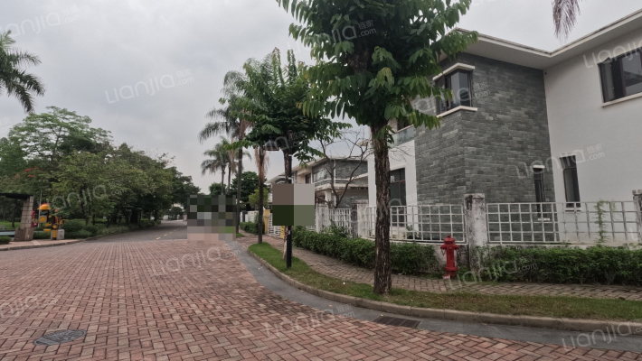 东逸湾紫薇苑二手房实景图