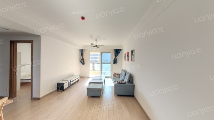 颐蓝湾花苑二手房实景图