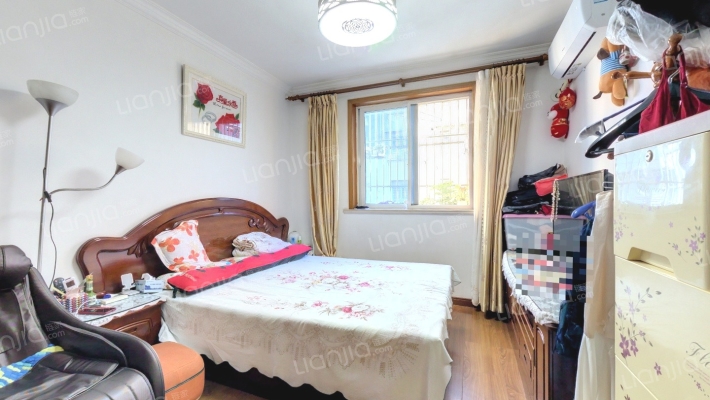 闸殷小区二手房实景图