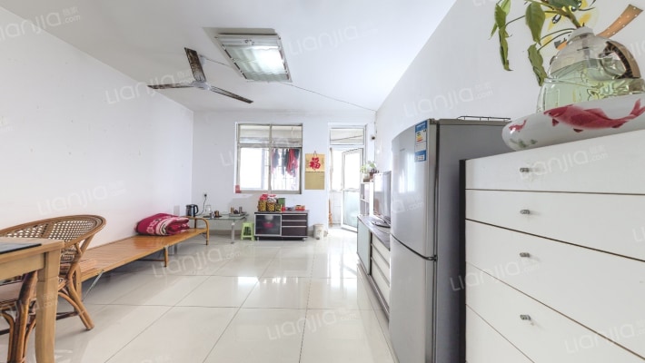 凤凰路39号大院二手房实景图