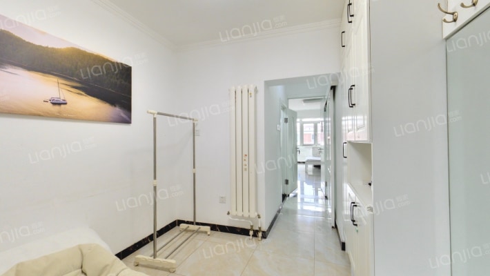 新外大街6号院二手房实景图