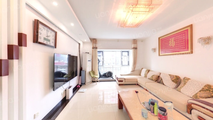 西点公园里二手房实景图