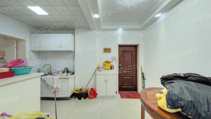 省医院宿舍二手房实景图