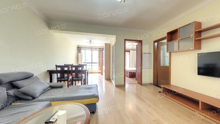 东盛公寓二手房实景图