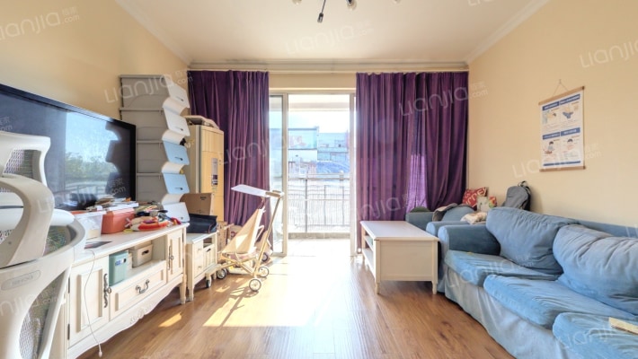 金地格林世界(卢尔公寓风情街)二手房实景图