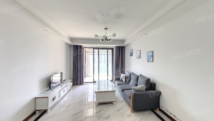 绿地海湾思海苑二手房实景图