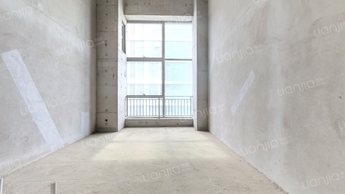 首创中心二手房实景图