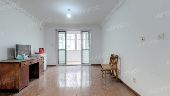 彩虹雅苑二手房实景图