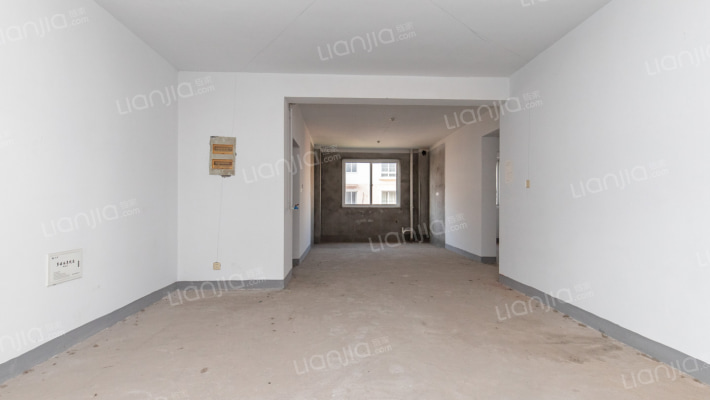 迈村新城二手房实景图