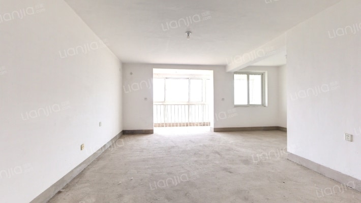 世界名园北区二手房实景图