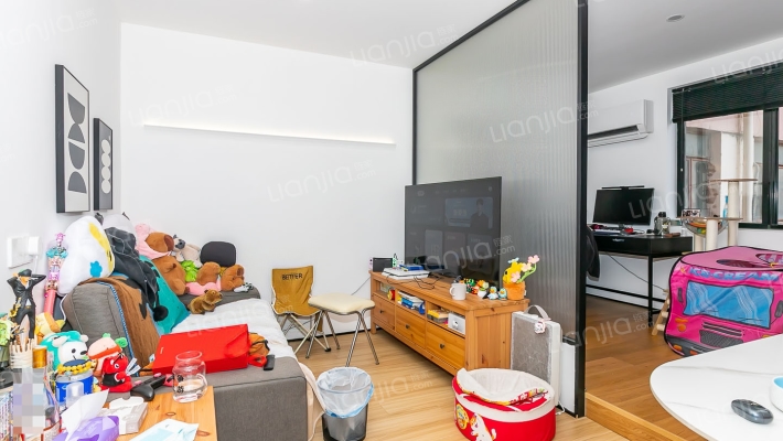 虹连大楼二手房实景图