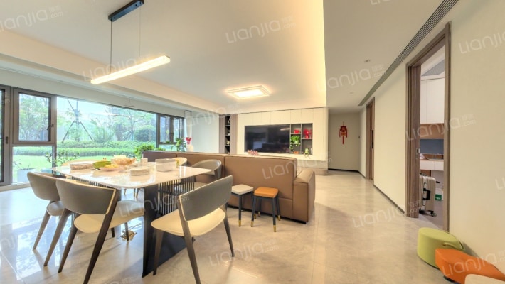 轨道万科悦府二手房实景图