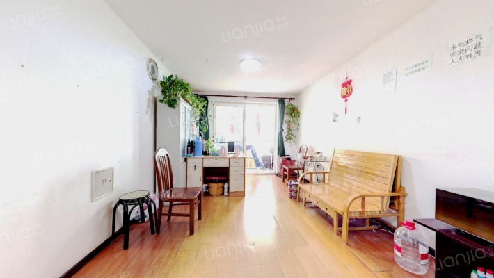 金兴苑二手房实景图