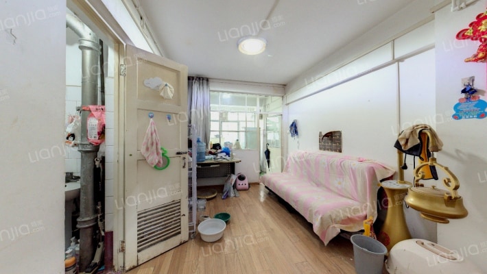 安装公司家属院二手房实景图
