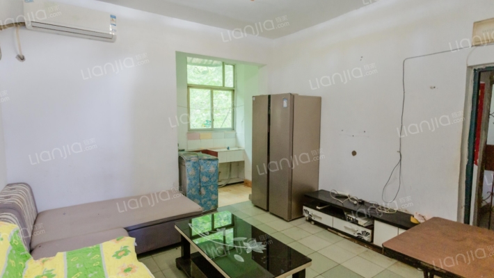 校园路二手房实景图