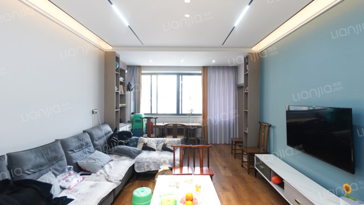 庆宁社区行政中心平安小区二手房实景图