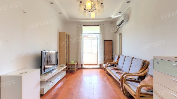 体育馆路13号二手房实景图