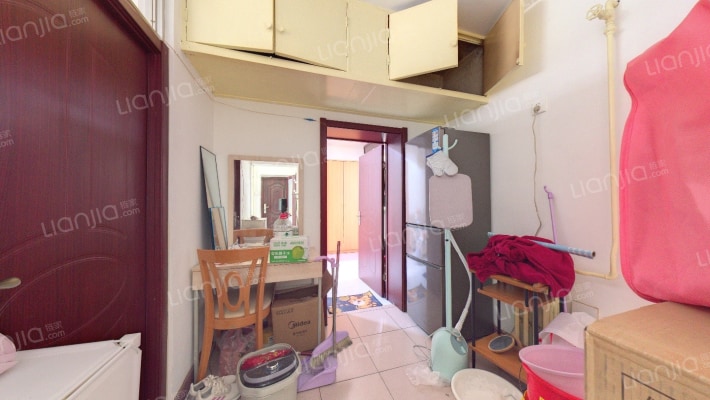 郑王坟141号院二手房实景图