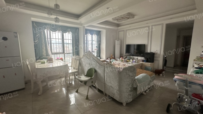 翠亨豪园二手房实景图