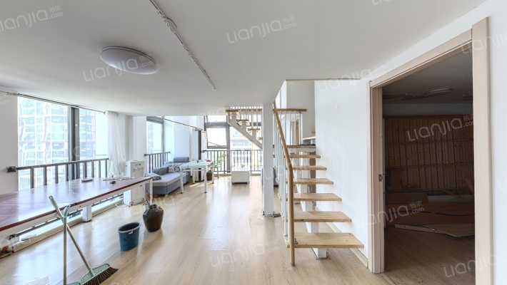 文一春风里二手房实景图