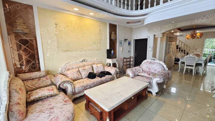 假日滨江花园樱花苑二手房实景图