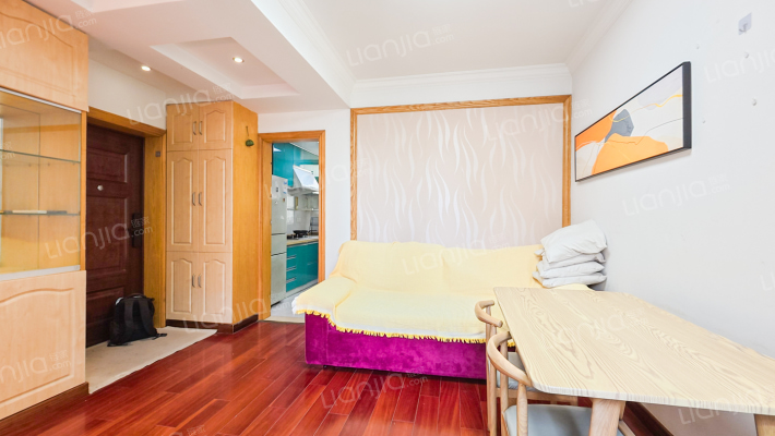 齐八小区二手房实景图