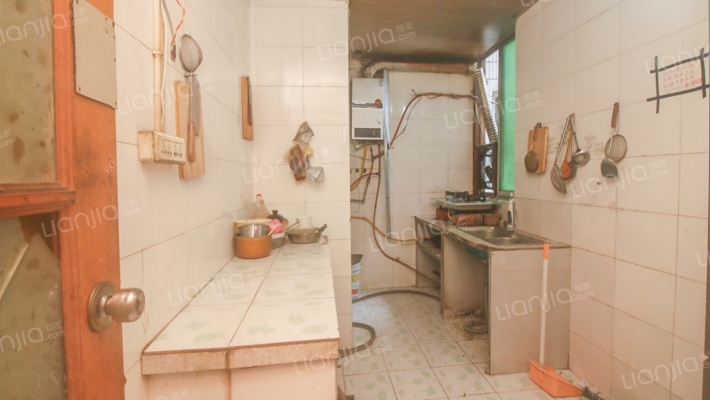 泰达大厦二手房实景图