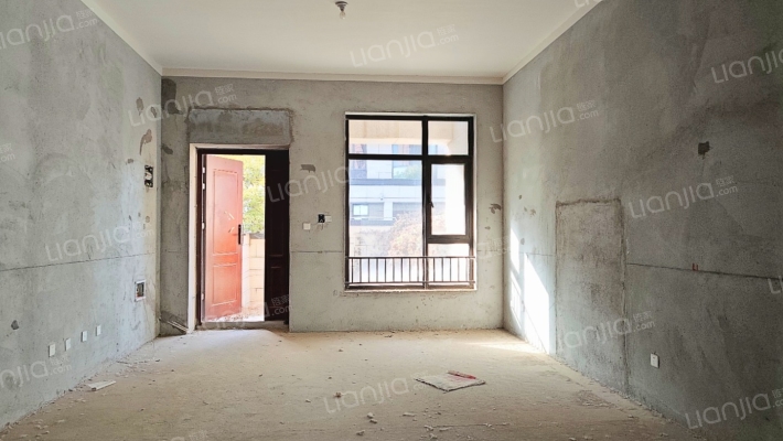 绿地香颂二手房实景图