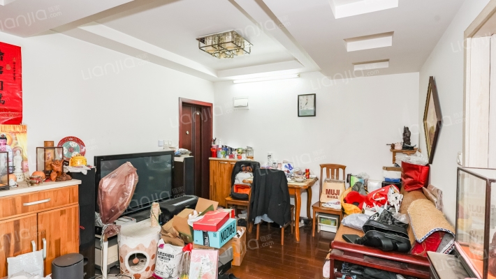 花苑村梅花园二手房实景图