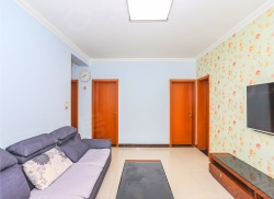 整租·绿景花园 3室1厅 南/北_绿景花园租房