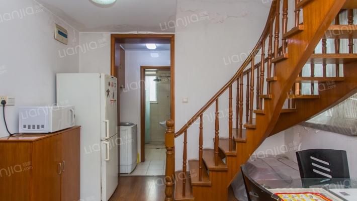 桃浦五村山茶苑二手房实景图