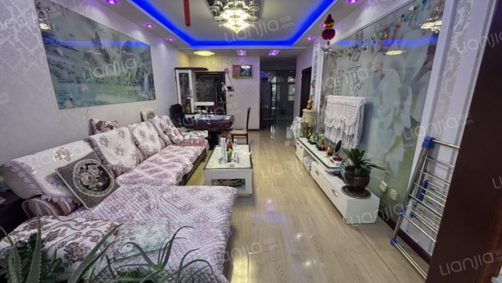 金融国际二手房实景图