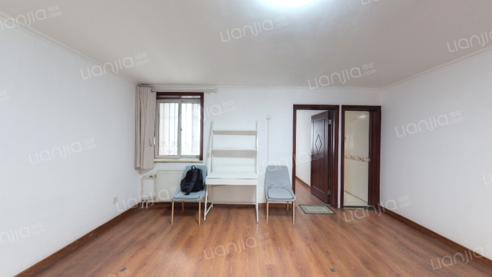 芳嘉园胡同二手房实景图