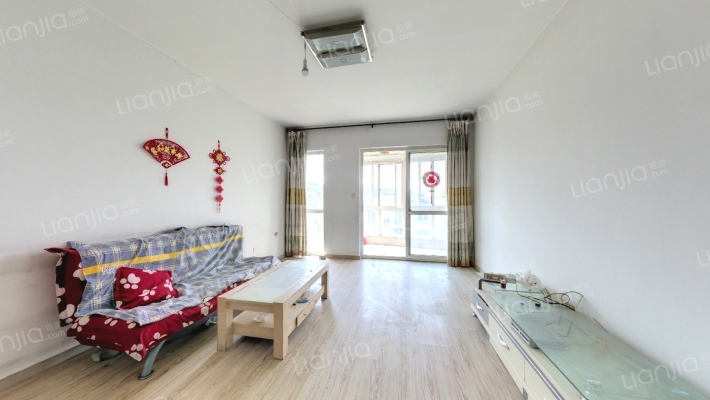 蓝天花园二手房实景图