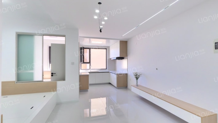 臣山雅苑二手房实景图