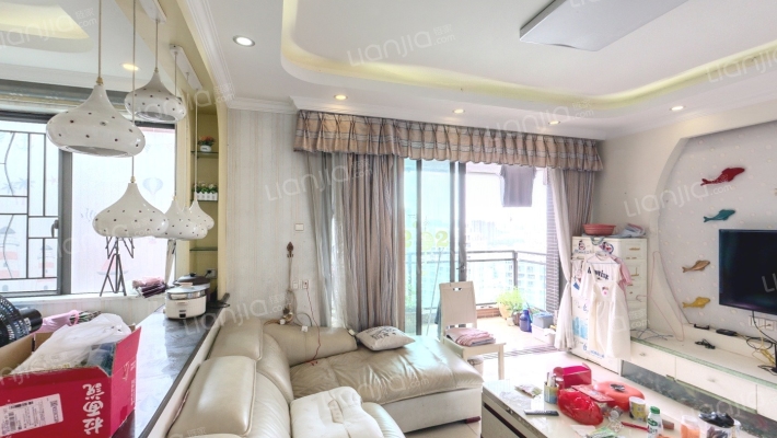 海伦堡海伦春天（东凤镇）二手房实景图