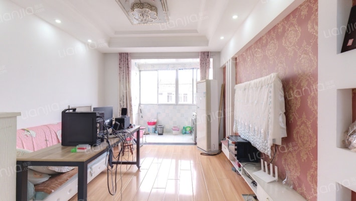 龙池新寓二手房实景图